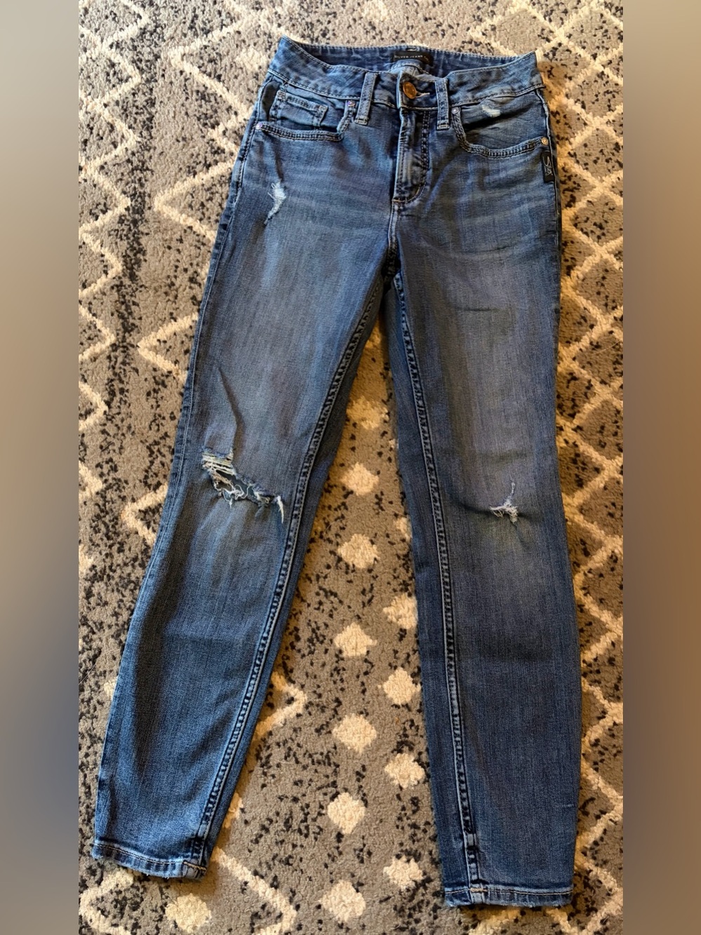 Silver Jeans Co Women’s Distressed Skinny Jeans - Blue